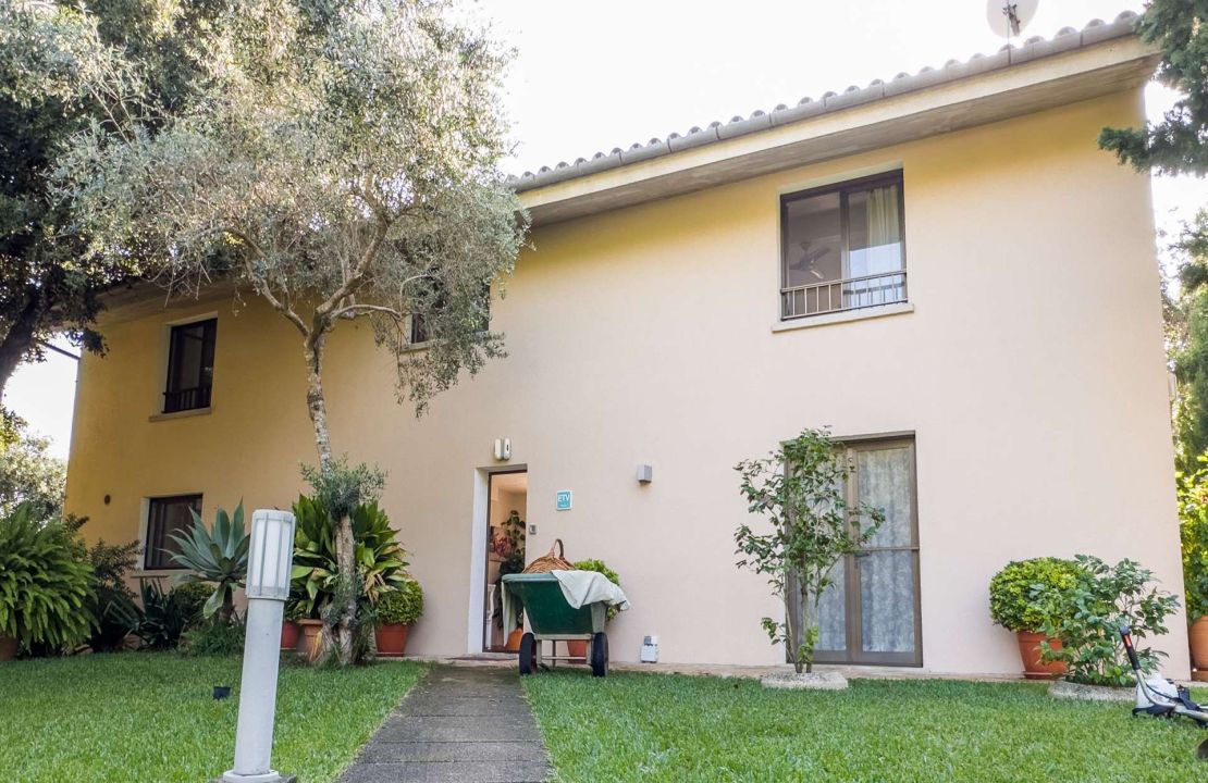 Finca in Pollenca North Mallorca with holiday rental license for sale