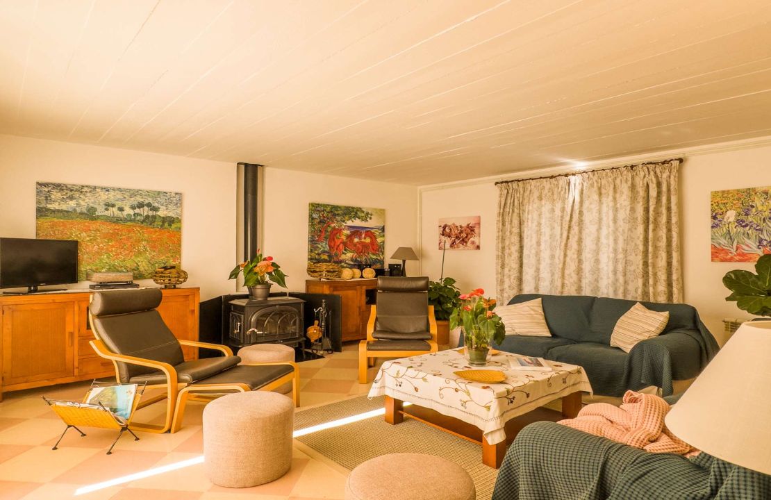 Finca in Pollenca North Mallorca with holiday rental license for sale