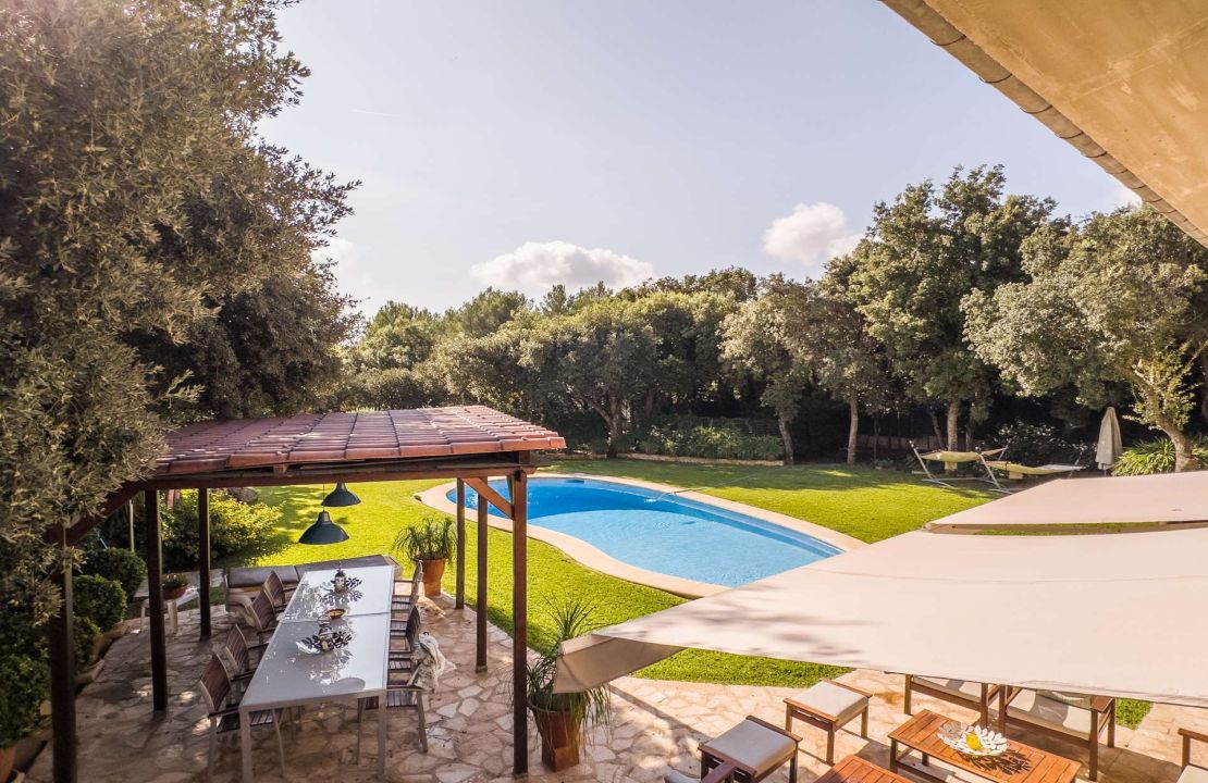 Finca in Pollenca North Mallorca with holiday rental license for sale