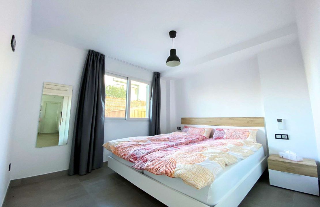 Moderna Villa en Venta en Can Picafort, Mallorca con Piscina y Aparcamiento