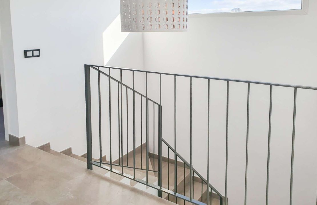 Moderna Villa en Venta en Can Picafort, Mallorca con Piscina y Aparcamiento