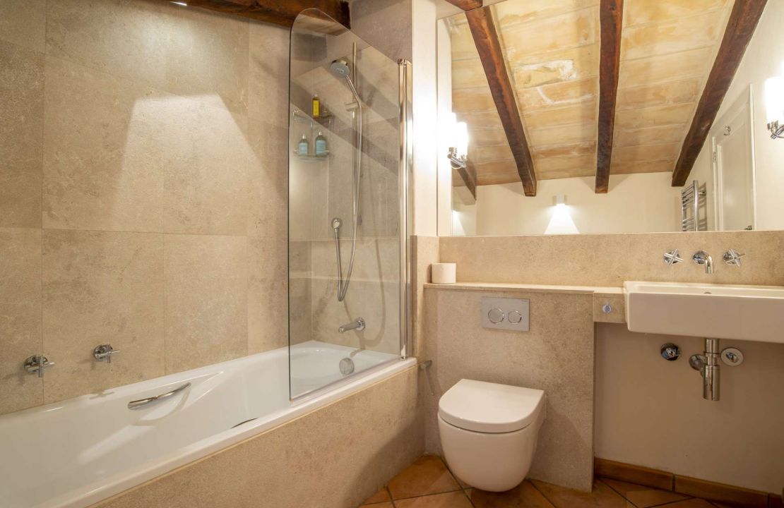 Hermosa casa en Mallorca Pollensa en venta situada en una tranquila calle