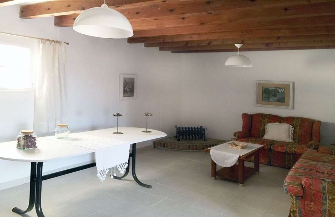 Country house with holiday rental license in Puerto Pollensa Mallorca with project to build a new house with pool