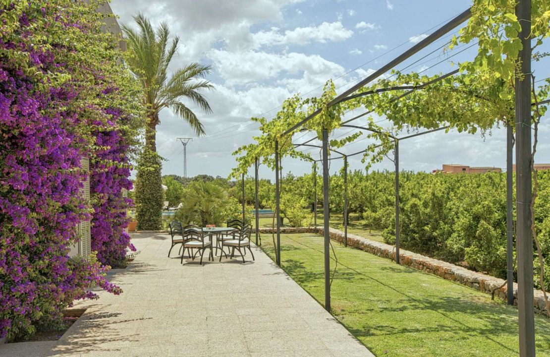 Finca de lujo en venta cerca de Buger con licencia de alquiler vacacional