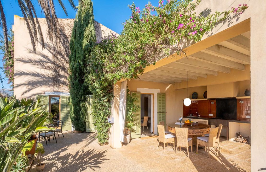 Finca de lujo en venta cerca de Buger con licencia de alquiler vacacional