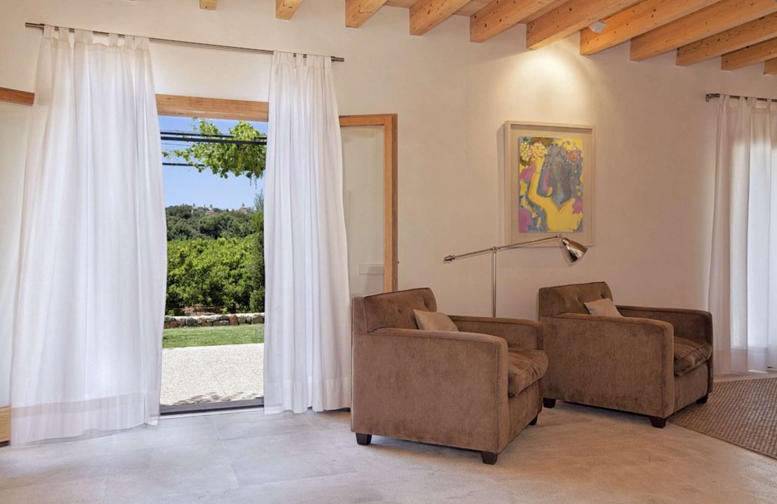 Finca de lujo en venta cerca de Buger con licencia de alquiler vacacional