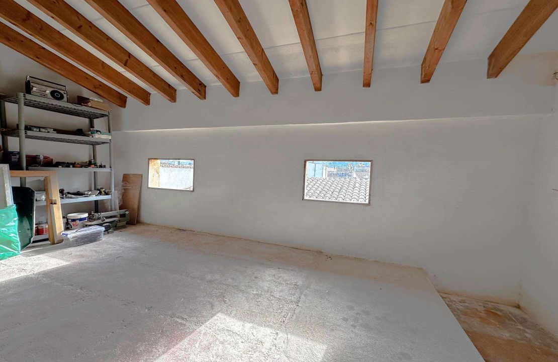 Townhouse with Holiday Rental License in the Heart of Pollensa for Sale