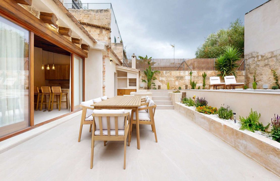 Casa señorial en Muro – Totalmente renovada con piscina