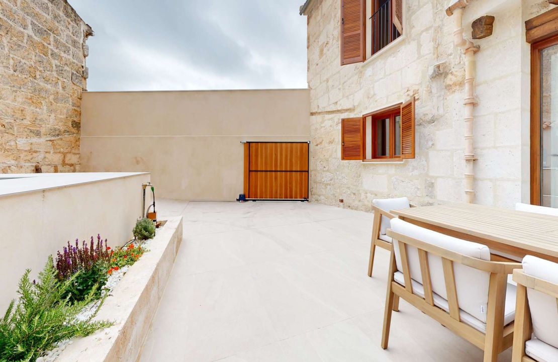 Casa señorial en Muro – Totalmente renovada con piscina