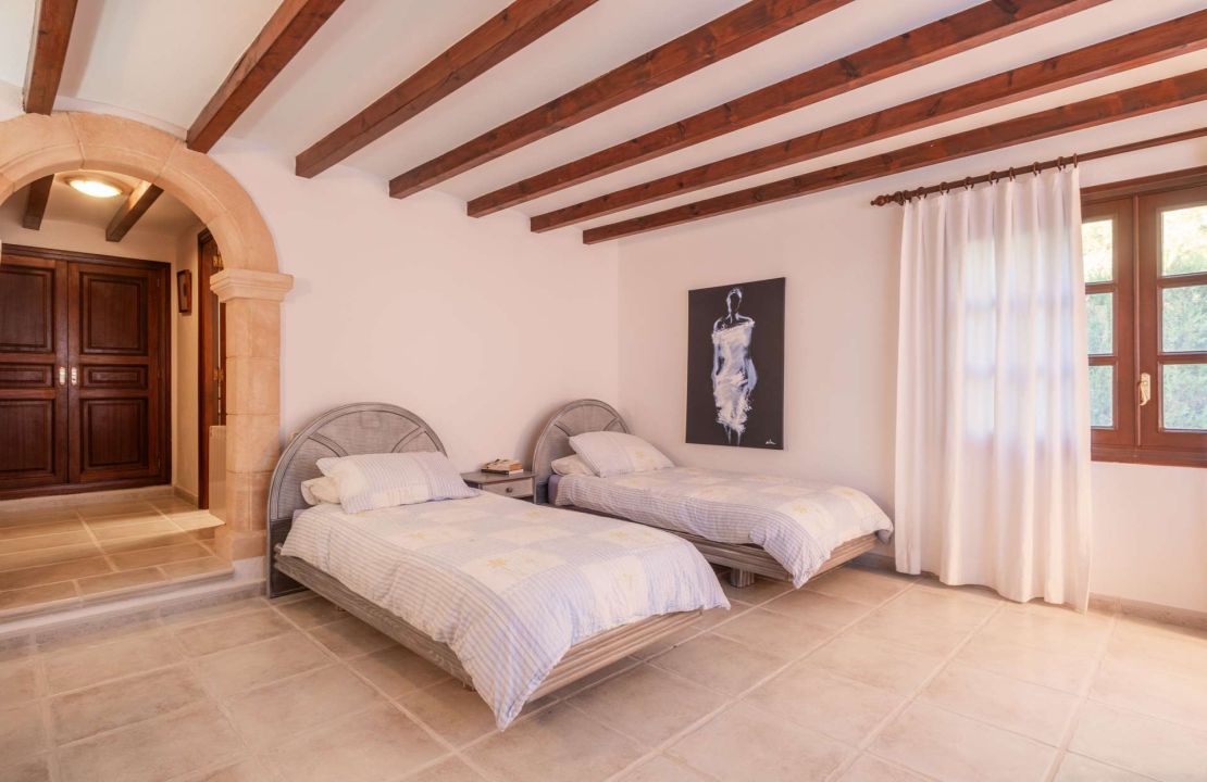 Wonderful located Villa in the area of El Vila Puerto Pollensa with stunning sea views
