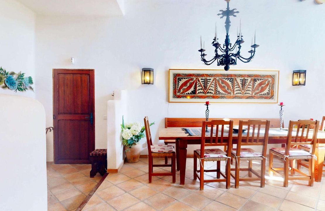 Dream villa in Bonaire Alcudia with pool, garage and partial sea views for sale with optional plots