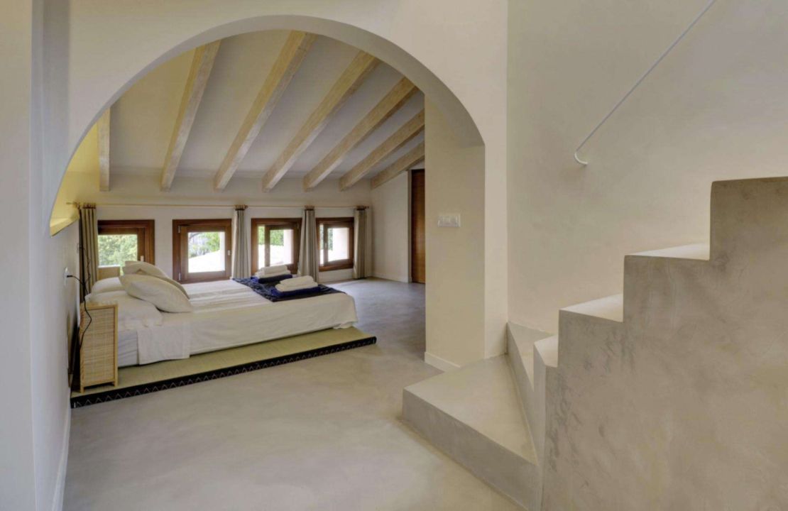Master Townhouse with Rental License and Pool in Pollensa Mallorca