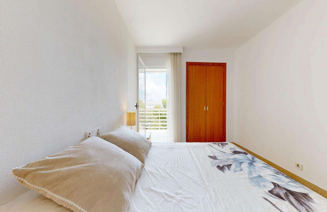Puerto Pollensa gepflegtes Apartment mit Meerblick und Pool zu verkaufen