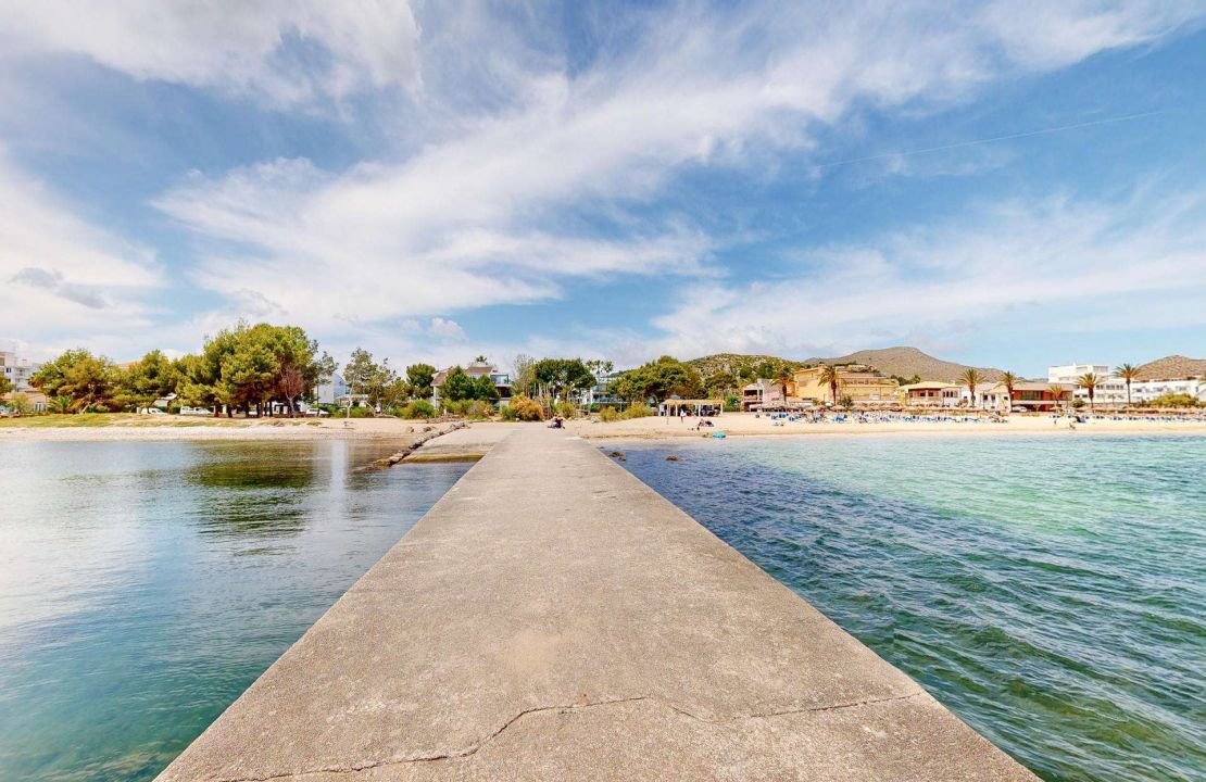 Puerto Pollensa gepflegtes Apartment mit Meerblick und Pool zu verkaufen