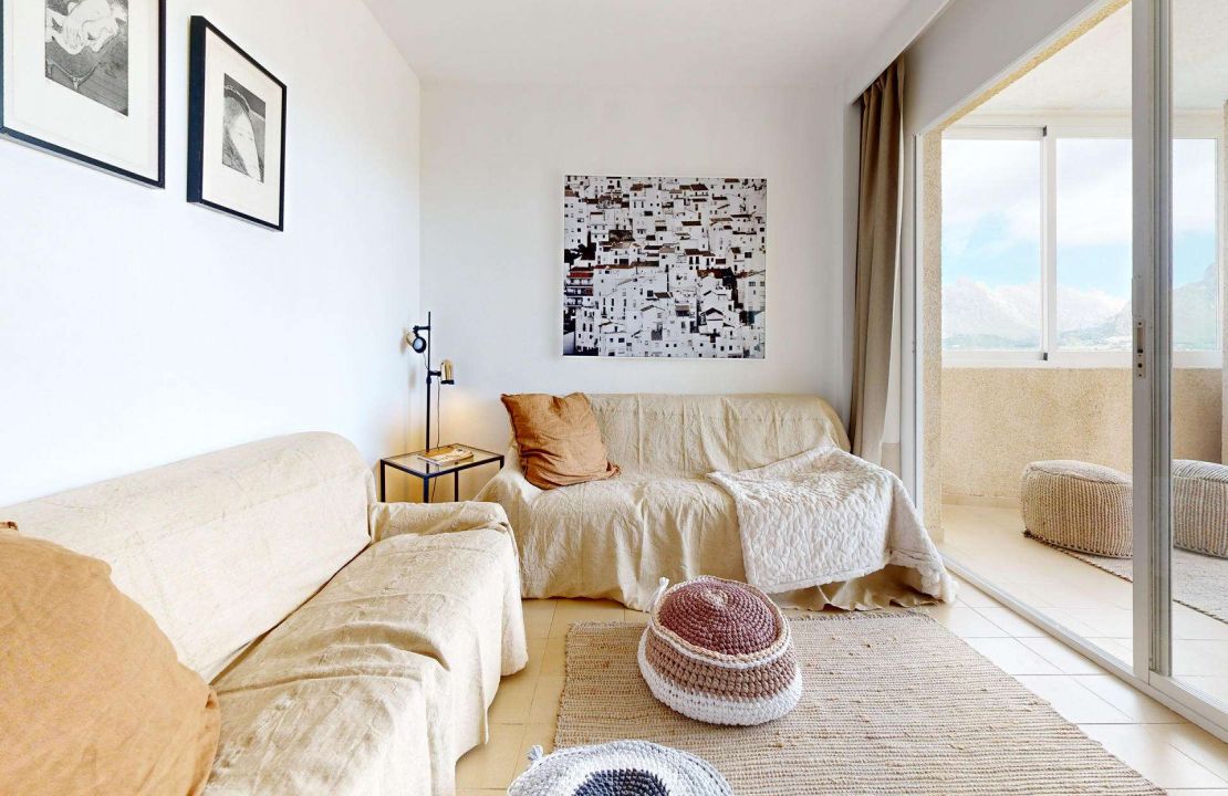Puerto Pollensa gepflegtes Apartment mit Meerblick und Pool zu verkaufen