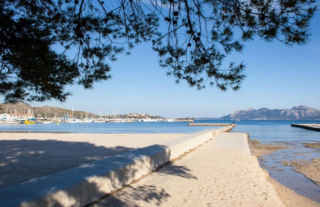 Puerto Pollensa gepflegtes Apartment mit Meerblick und Pool zu verkaufen