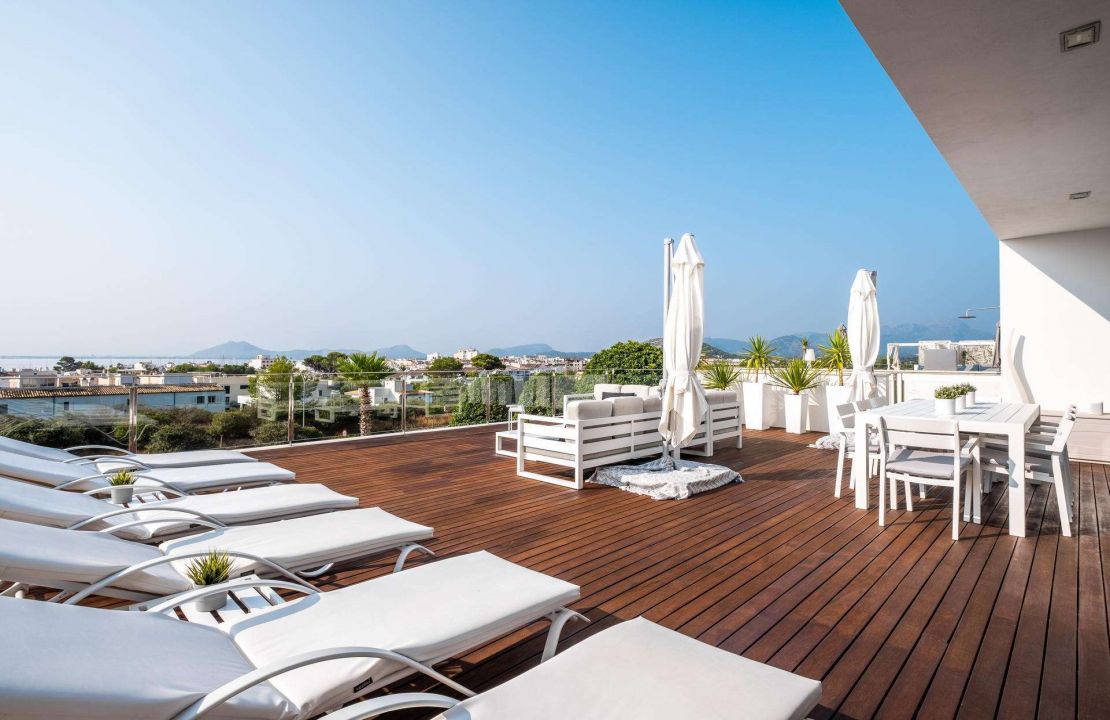 Luxuriöse Villa in Port de Pollença mit 4 Schlafzimmern, zwei Pools und atemberaubendem Meerblick