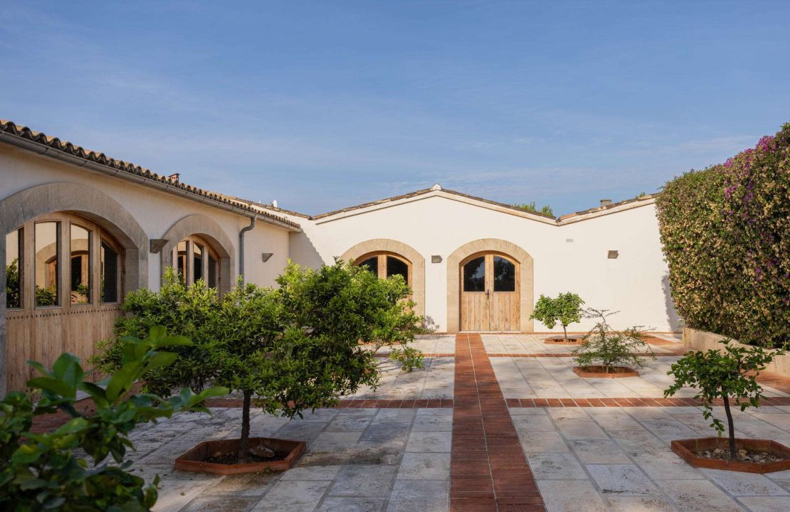 Exclusive Private Estate Puerto Pollensa, just a few minutes to the bay