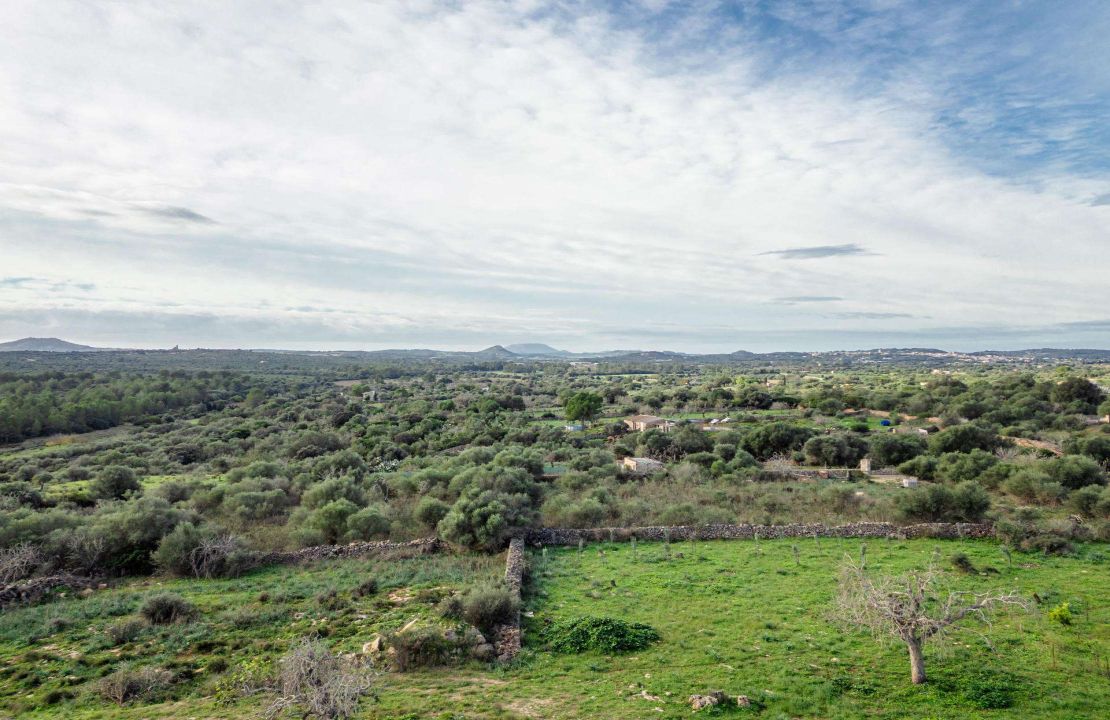Land for Sale in Santa Margalida, Mallorca