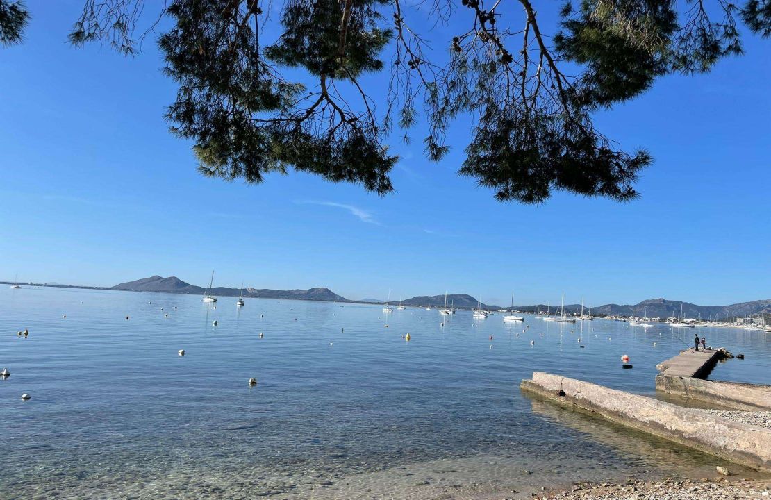 Penthouse in Puerto Pollensa Mallorca in second sea line for sale