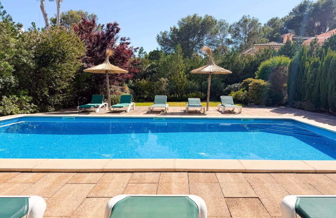 Apartment mit 4 Schlafzimmer und Gemeinschaftspool in Puerto Pollensa, Mallorca