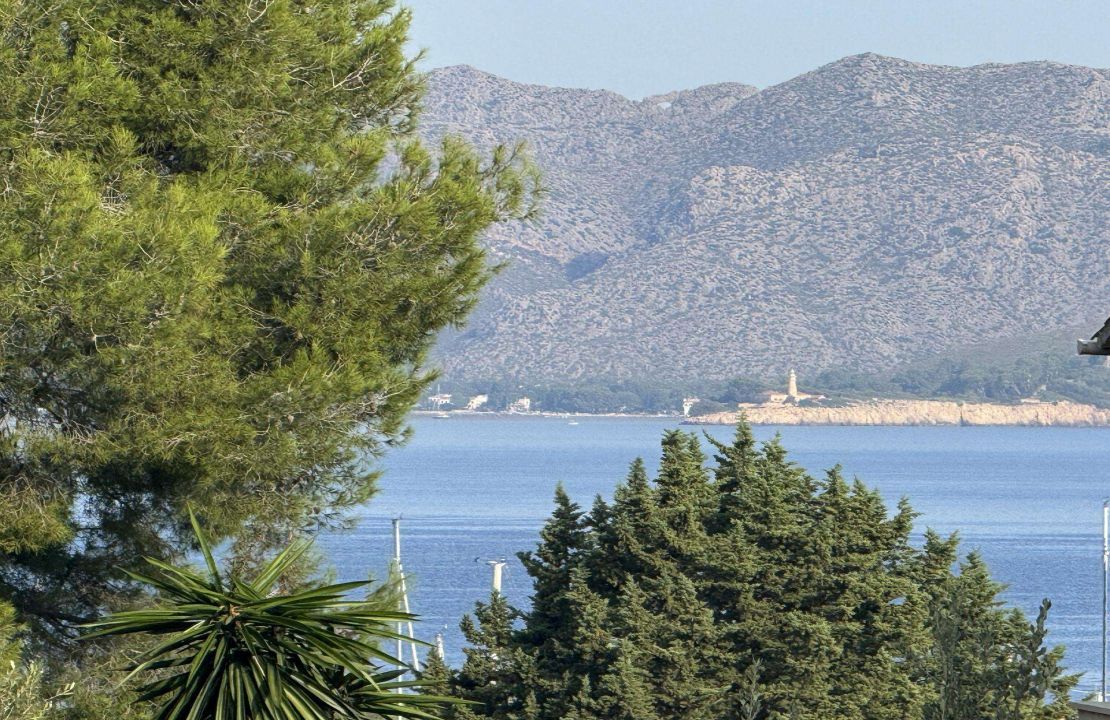 Neubau Villa in Alcudia, Bonaire zu verkaufen