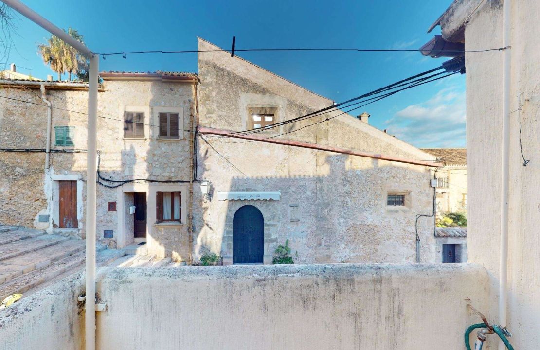 Renovierungsbedürftig Haus auf den Stufen von Calvari de Pollensa zu verkaufen