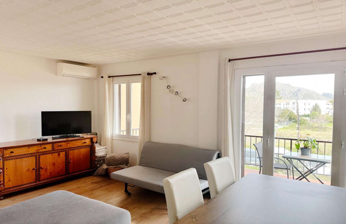 Helle wohnung in Port Pollenca Mallorca Strandnähe mit Pool zu verkaufen