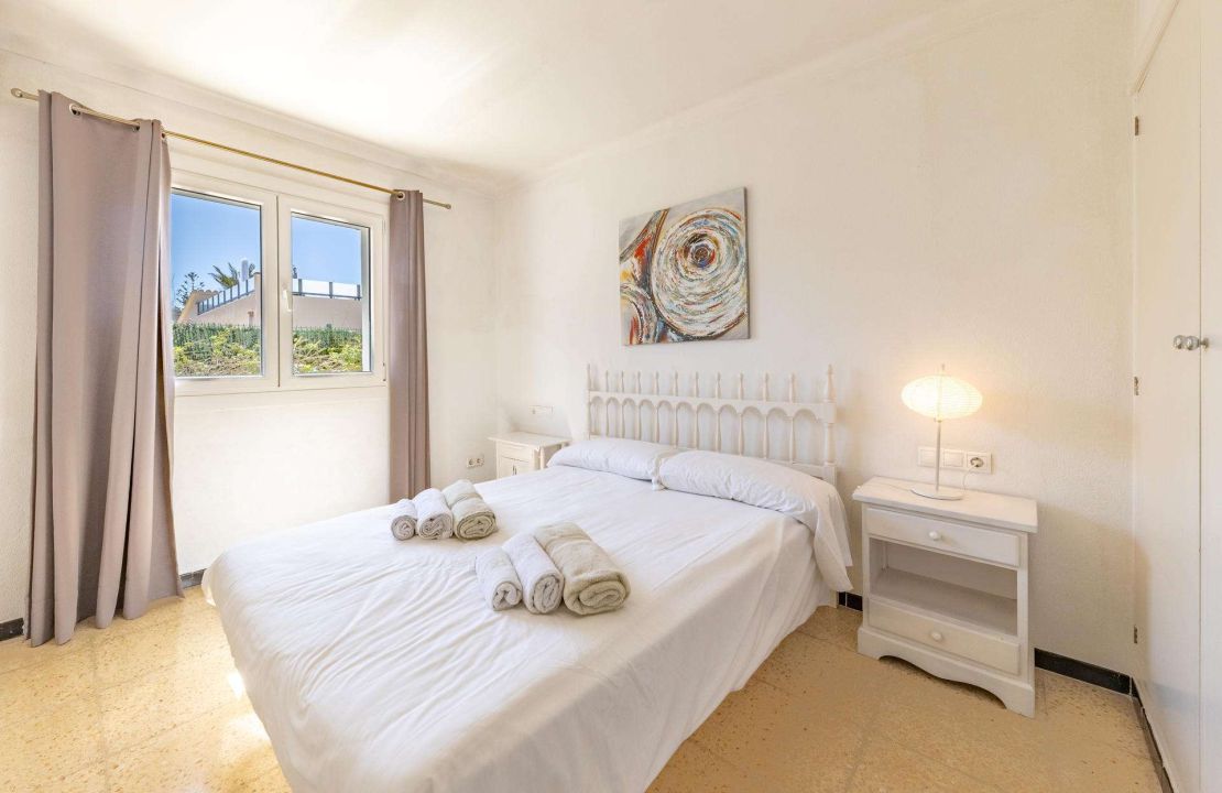 Villa for Sale in Puerto de Alcudia Mallorca with Holiday Rental License