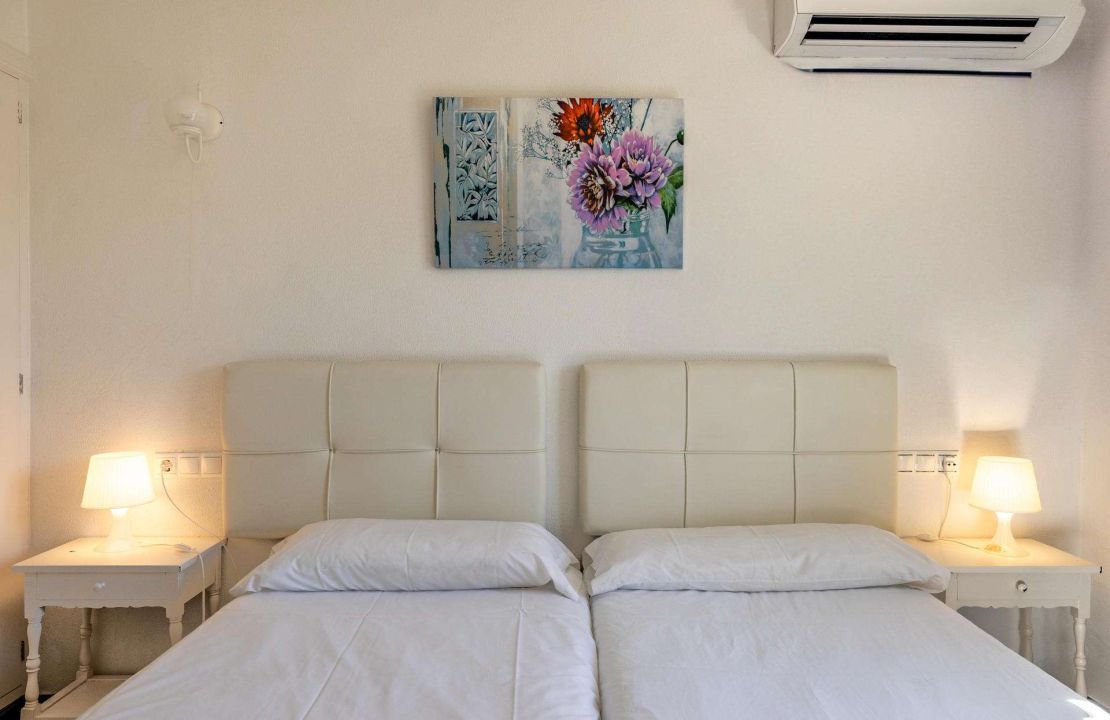 Villa for Sale in Puerto de Alcudia Mallorca with Holiday Rental License