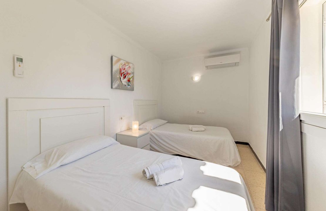 Villa for Sale in Puerto de Alcudia Mallorca with Holiday Rental License