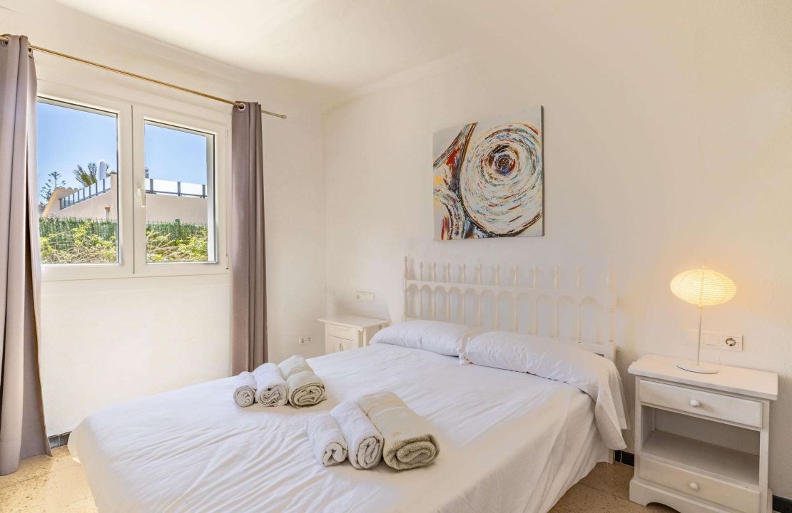 Villa for Sale in Puerto de Alcudia Mallorca with Holiday Rental License