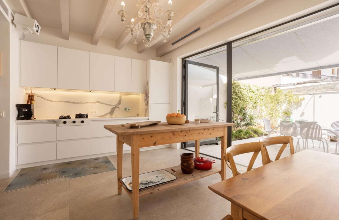 Contemporary Passive House with Saltwater Pool for Sale in Pollensa