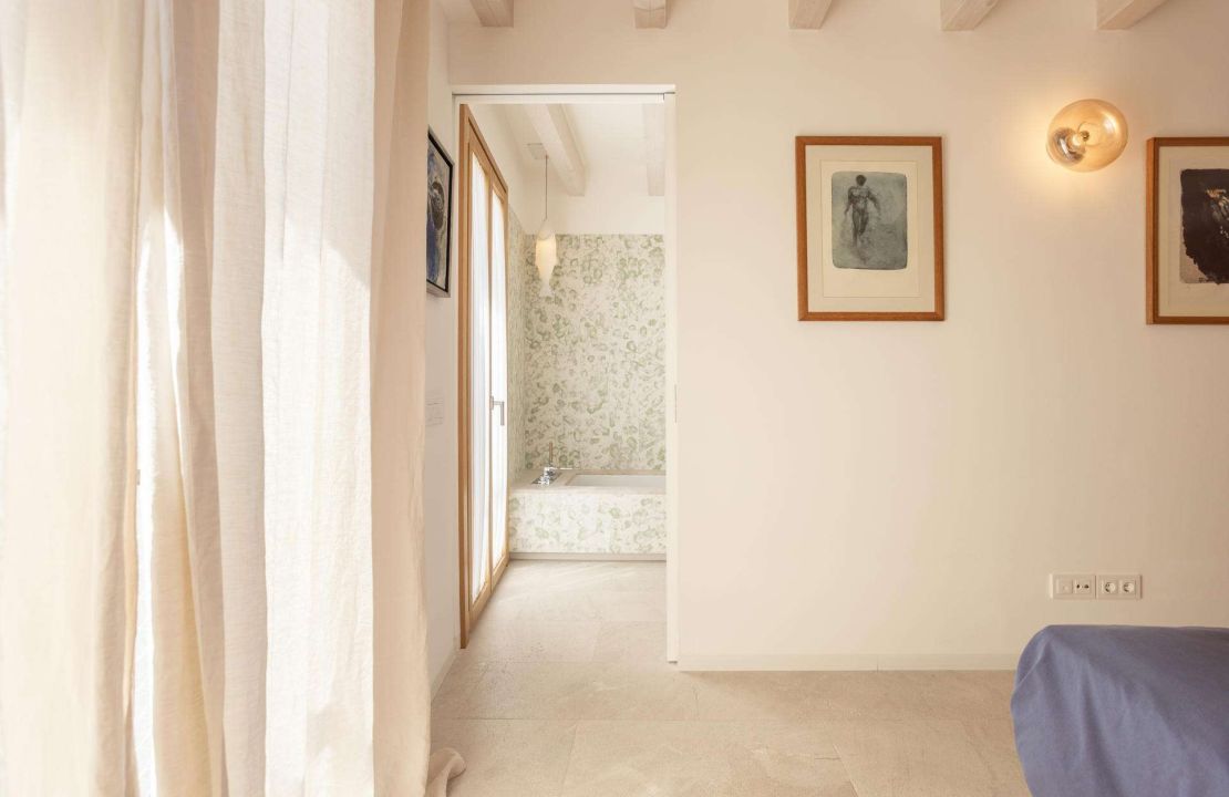 Contemporary Passive House with Saltwater Pool for Sale in Pollensa