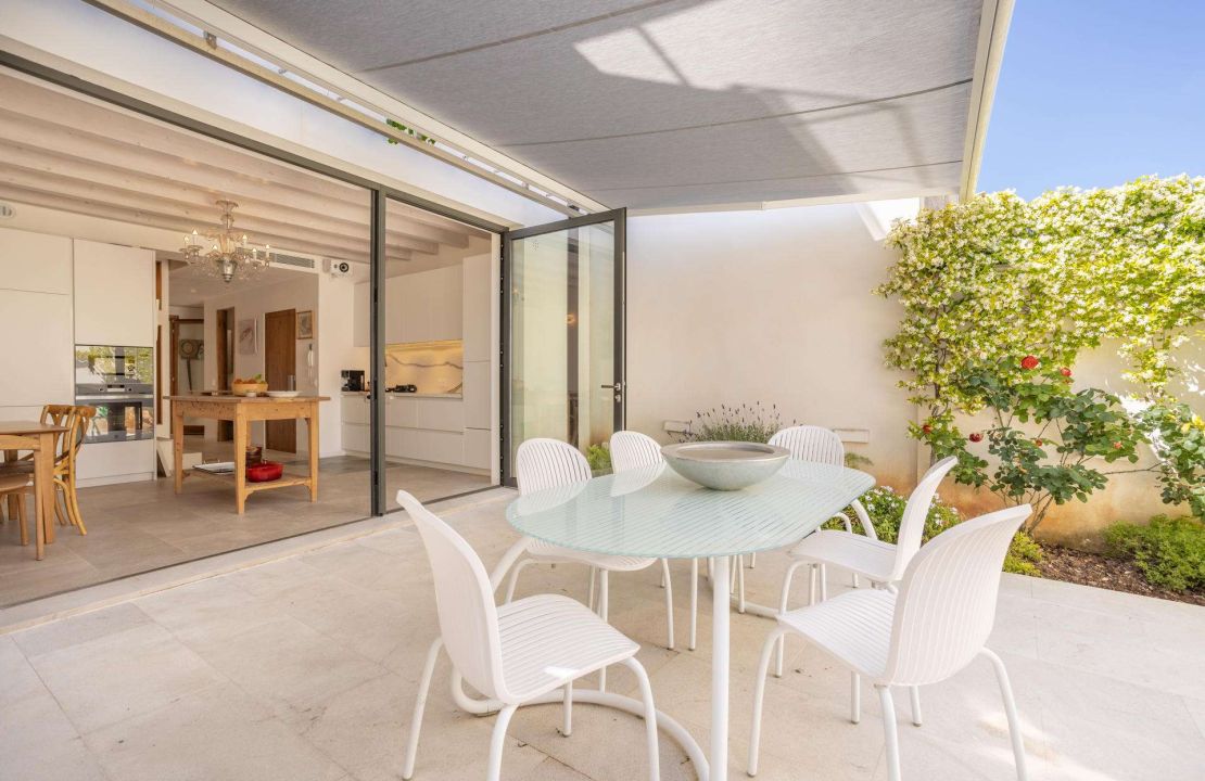 Contemporary Passive House with Saltwater Pool for Sale in Pollensa