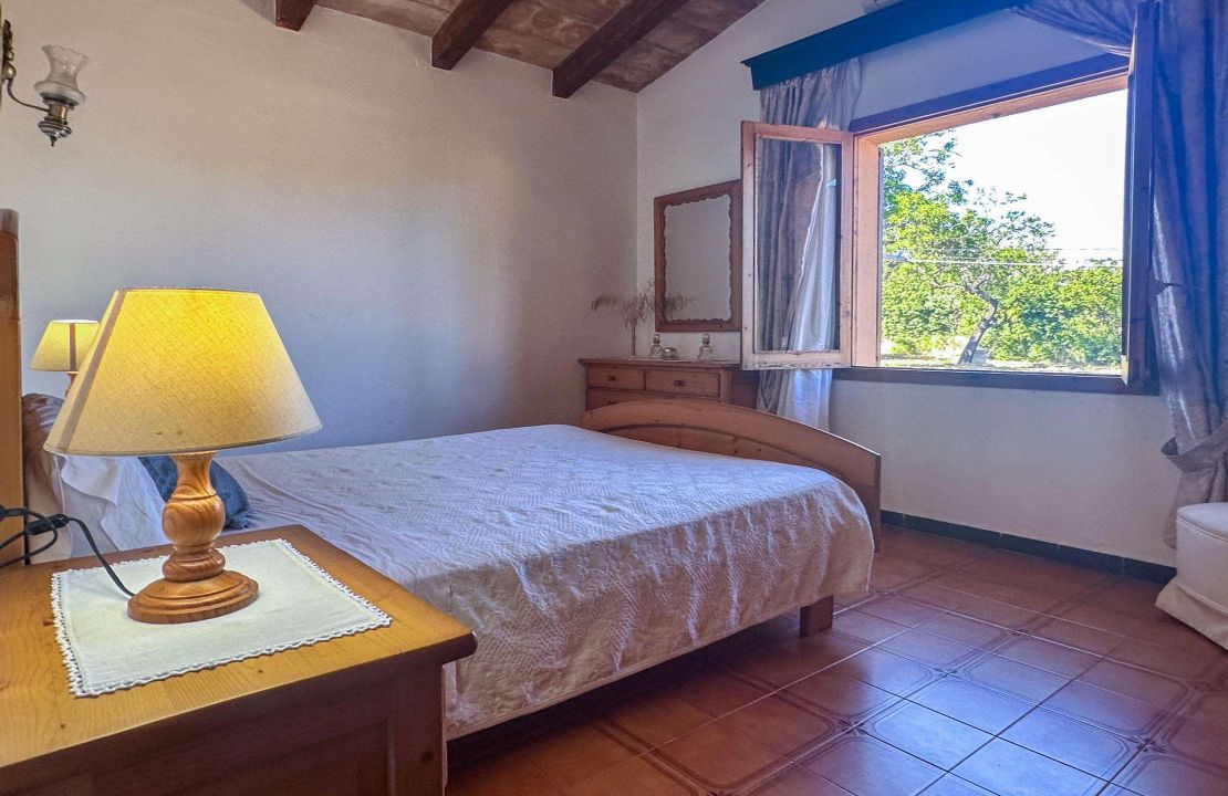 Charmante Finca bei Pollensa mit Pool und Brunnen in exzellenter Lage