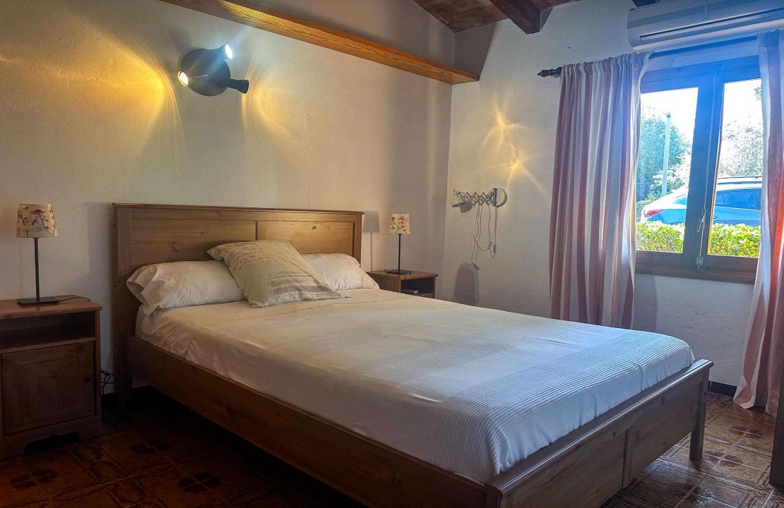Charmante Finca bei Pollensa mit Pool und Brunnen in exzellenter Lage