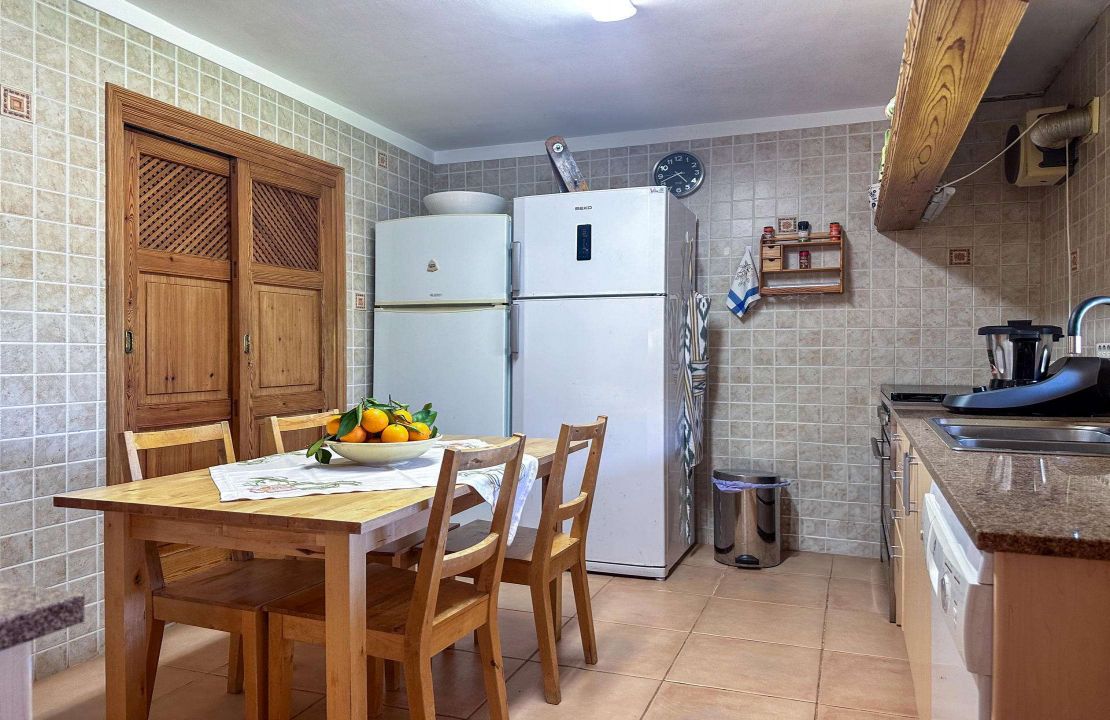 Charmante Finca bei Pollensa mit Pool und Brunnen in exzellenter Lage