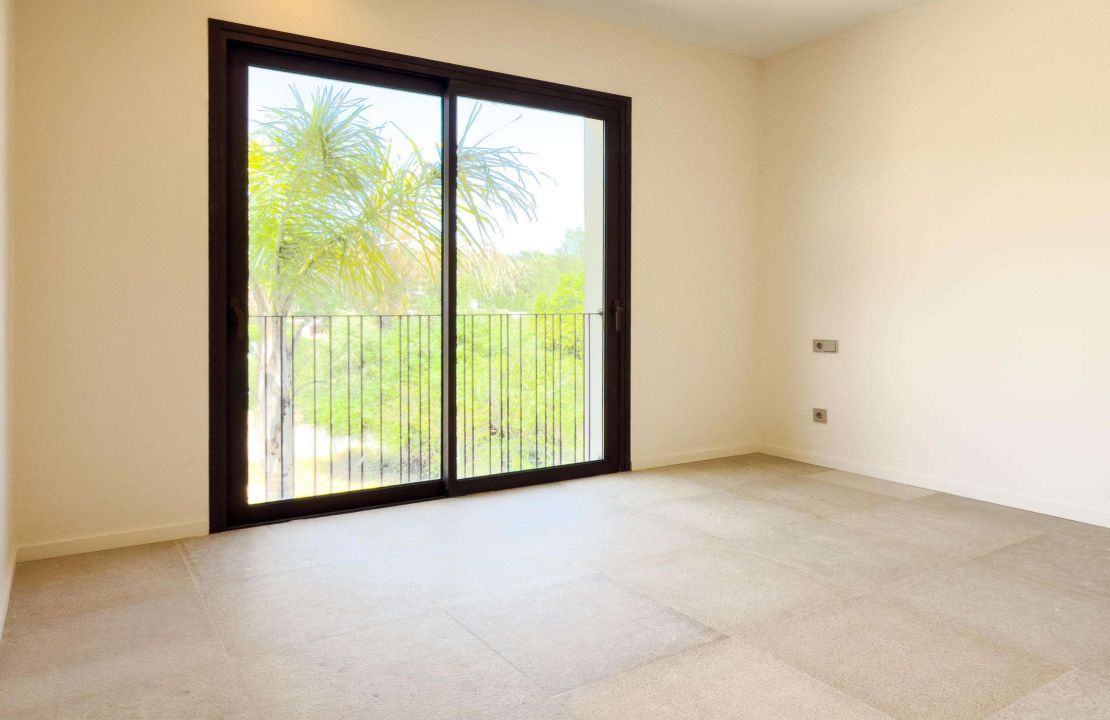 Encantadora Villa Moderna de Nueva Construcción en Crestatx, Sa Pobla – Piscina, Suelo Radiante y Aire Acondicionado