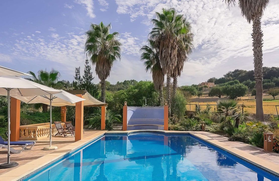 Encantadora finca rústica con apartamento de invitados cerca de Campanet