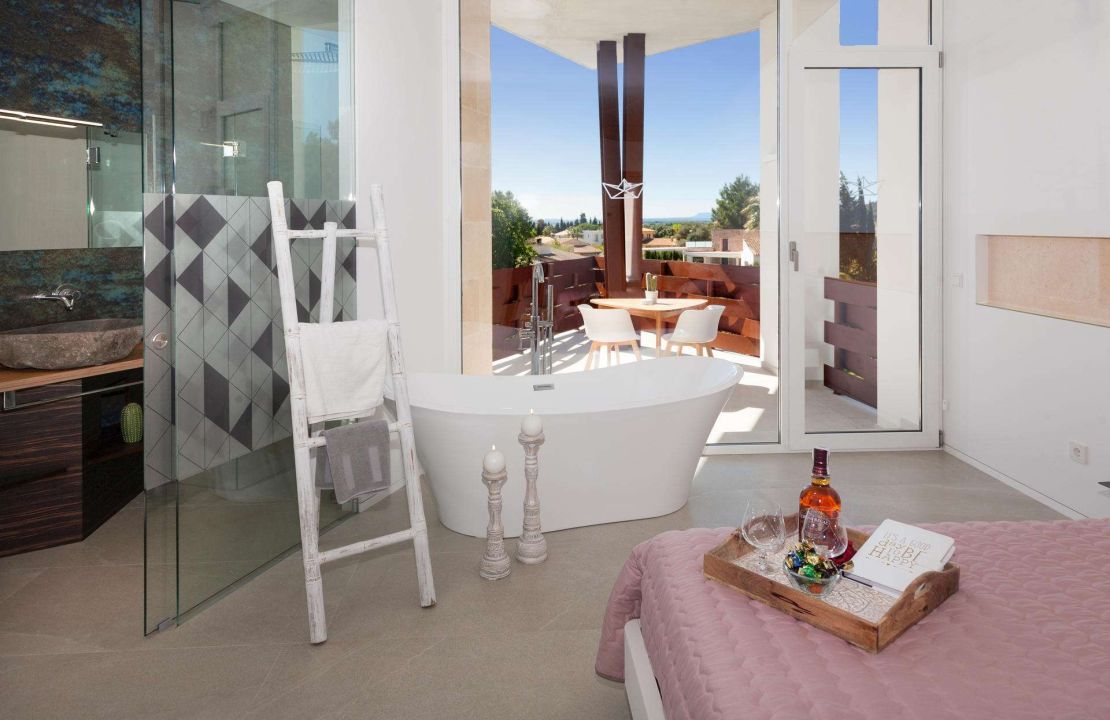 Modern villa in Crestatx, Sa Pobla North Mallorca for sale
