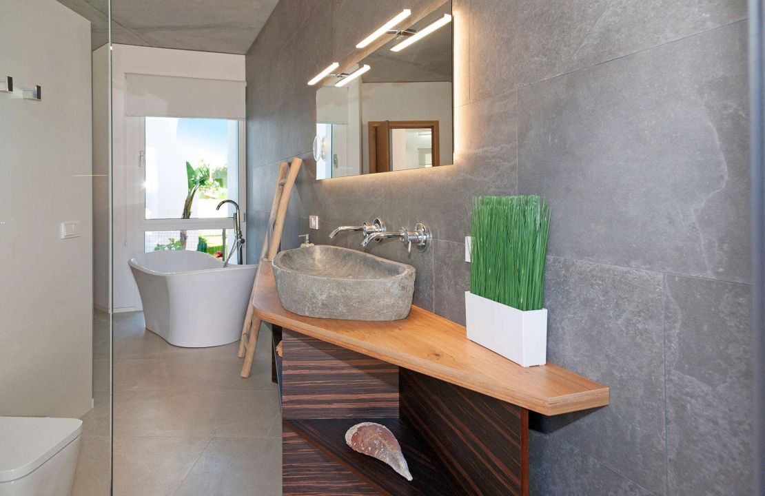 Modern villa in Crestatx, Sa Pobla North Mallorca for sale