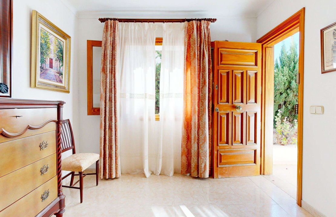 Villa en Can Picafort con gran jardín y garaje