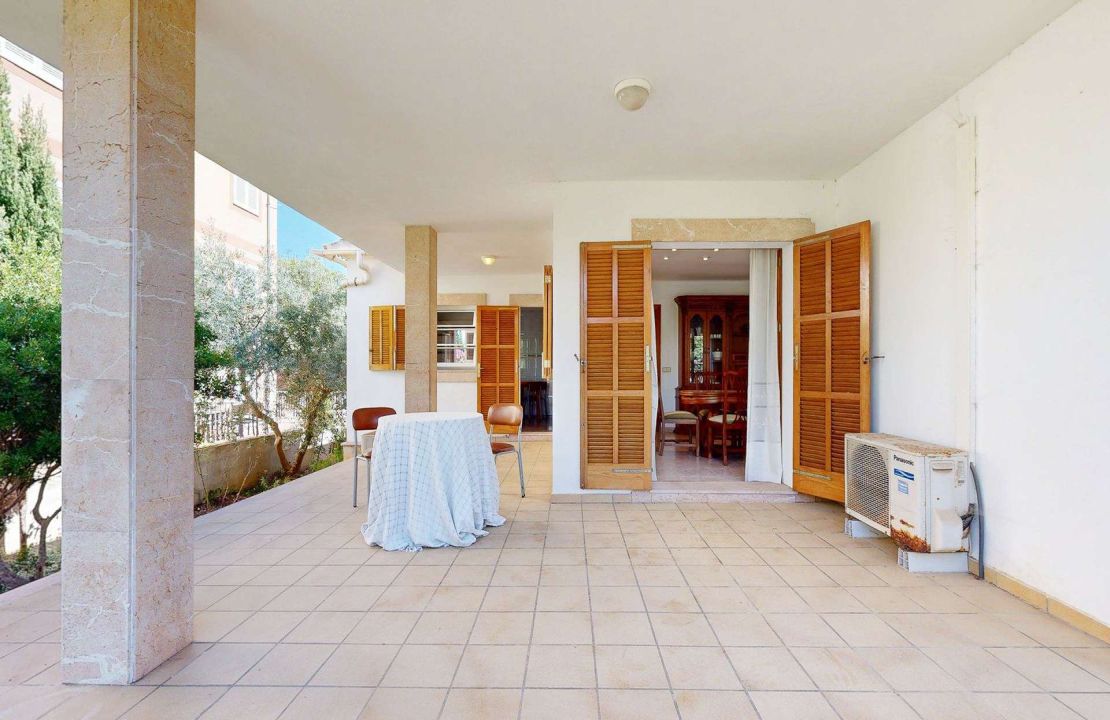 Villa en Can Picafort con gran jardín y garaje
