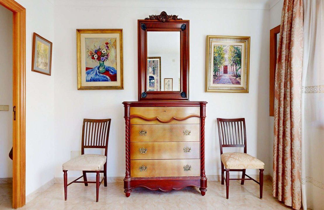 Villa en Can Picafort con gran jardín y garaje