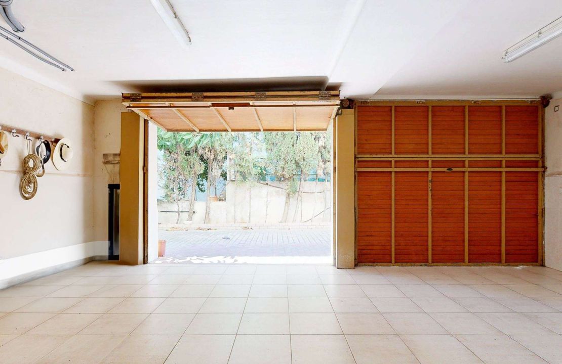 Villa en Can Picafort con gran jardín y garaje