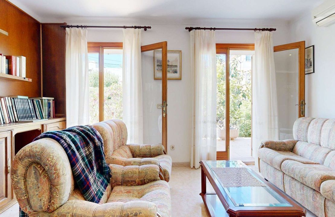 Villa en Can Picafort con gran jardín y garaje