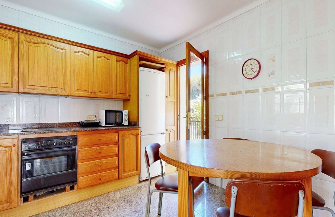 Villa en Can Picafort con gran jardín y garaje