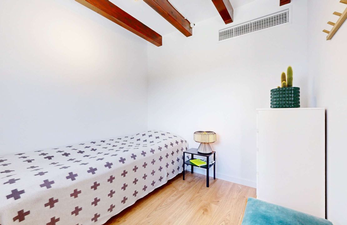 Stunning townhouse in Sa Pobla with large garden, pool and guest house