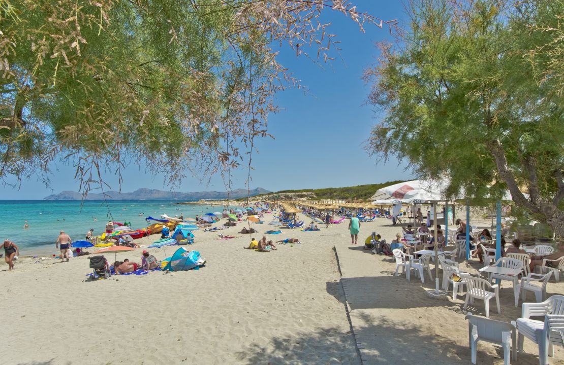 Apartamento en construcción en primera línea de playa en Can Picafort, con parking privado